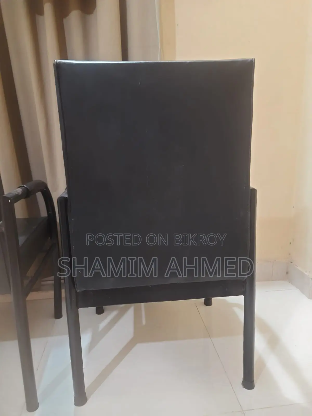 2 Chairs