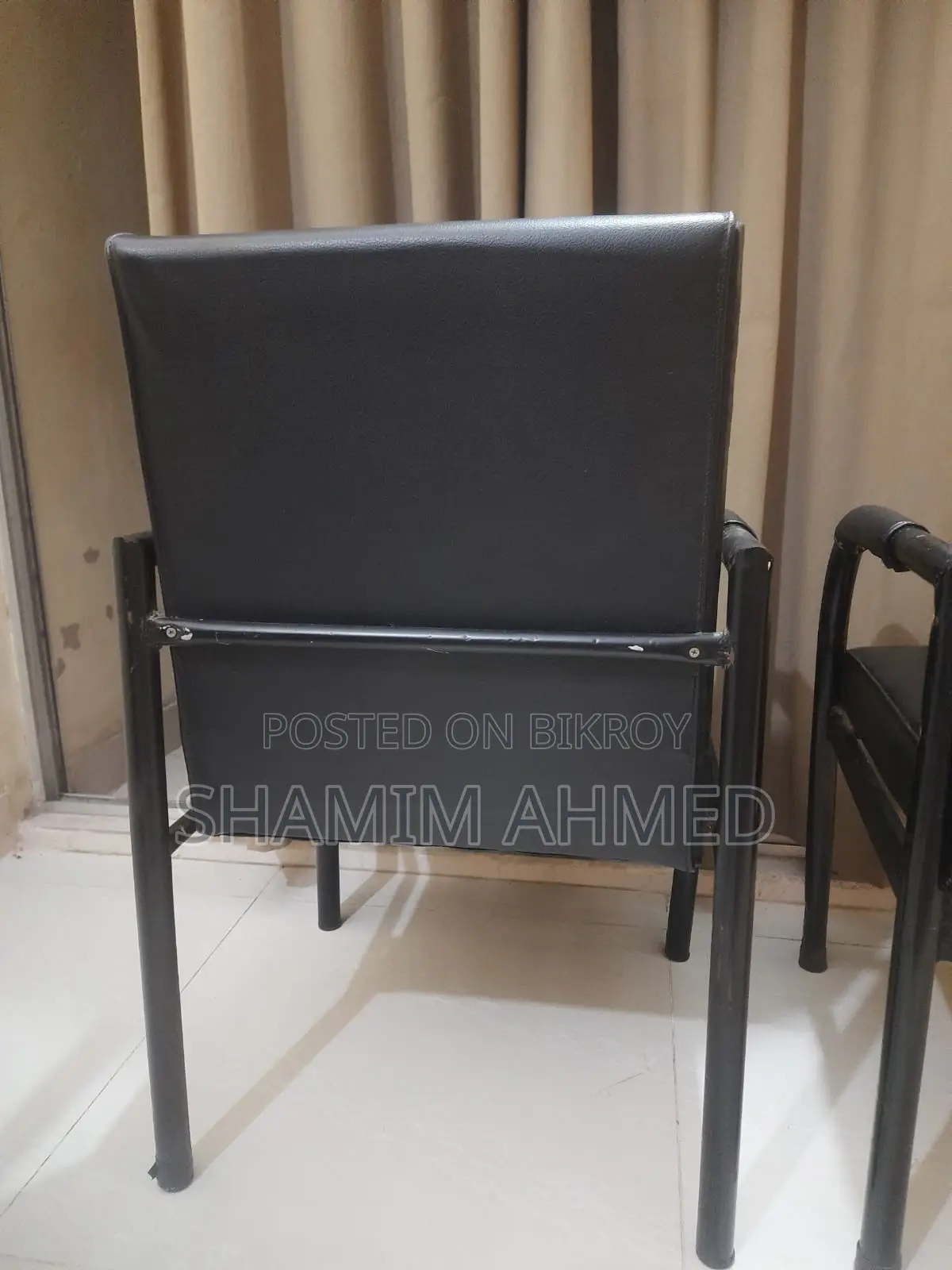 2 Chairs