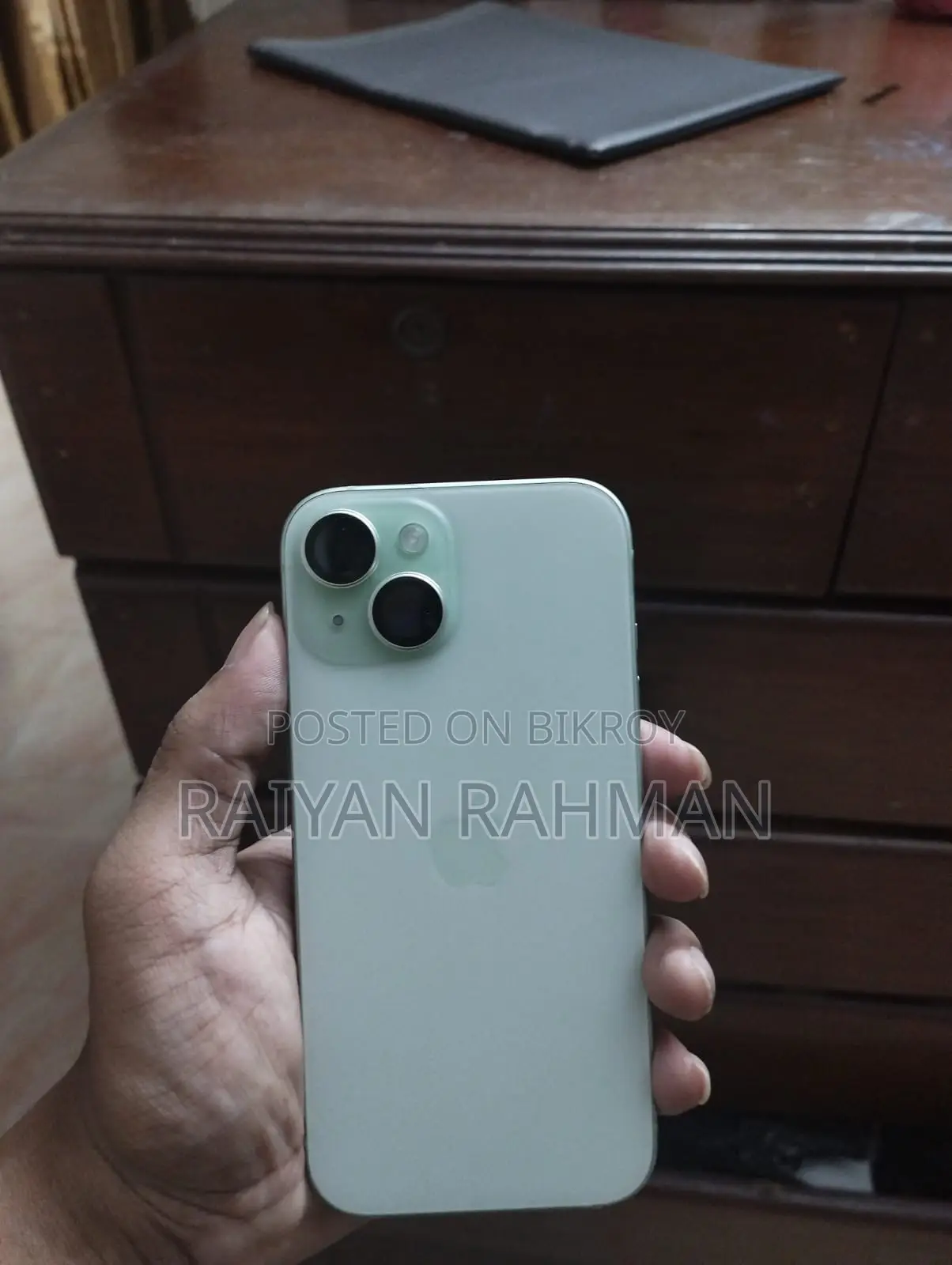Apple iPhone 15 128 GB Green