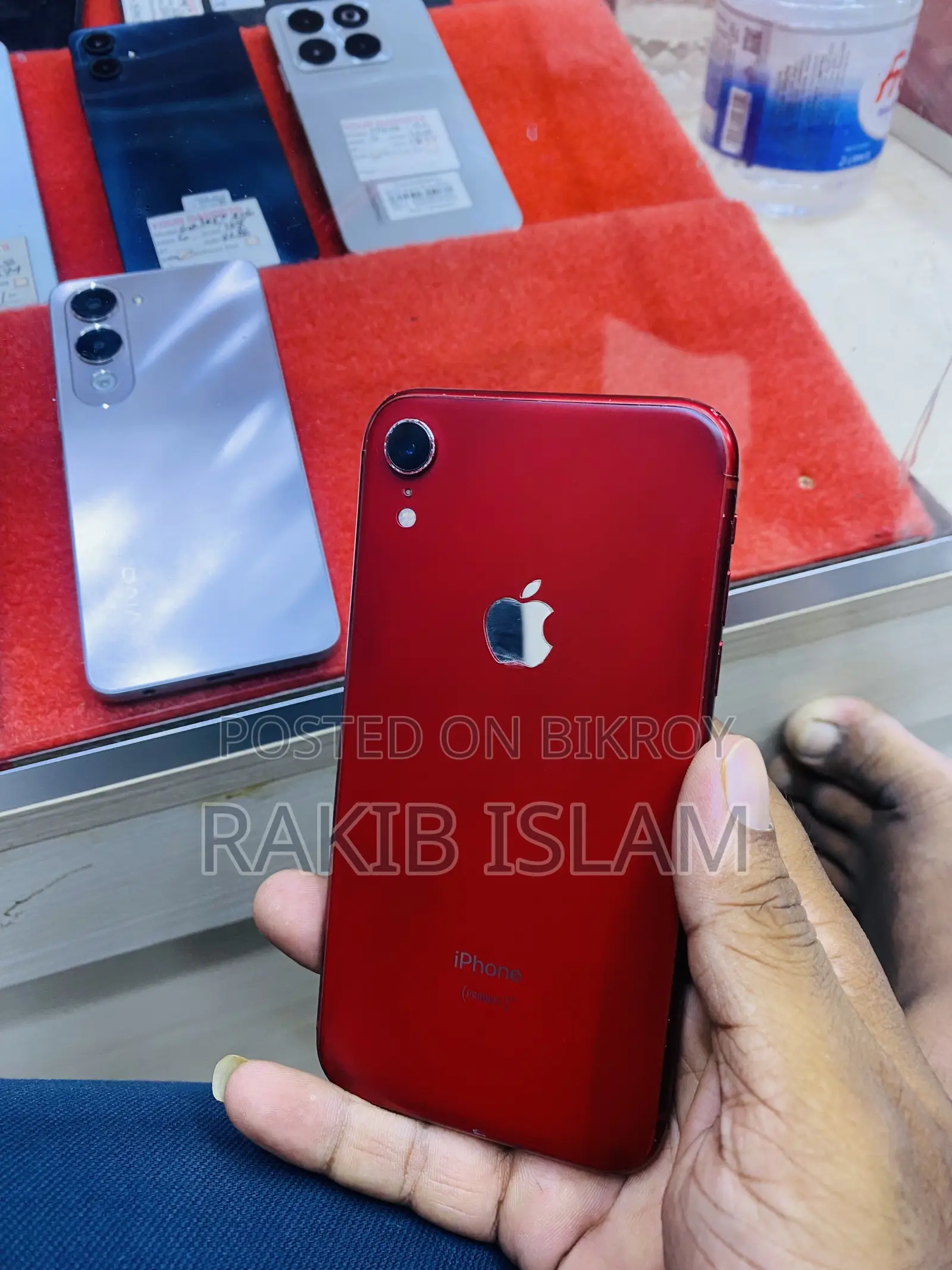 Apple iPhone XR 64 GB Red