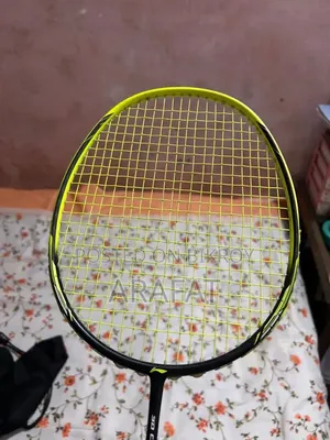 লি-নিং ব্যাডমিন্টন