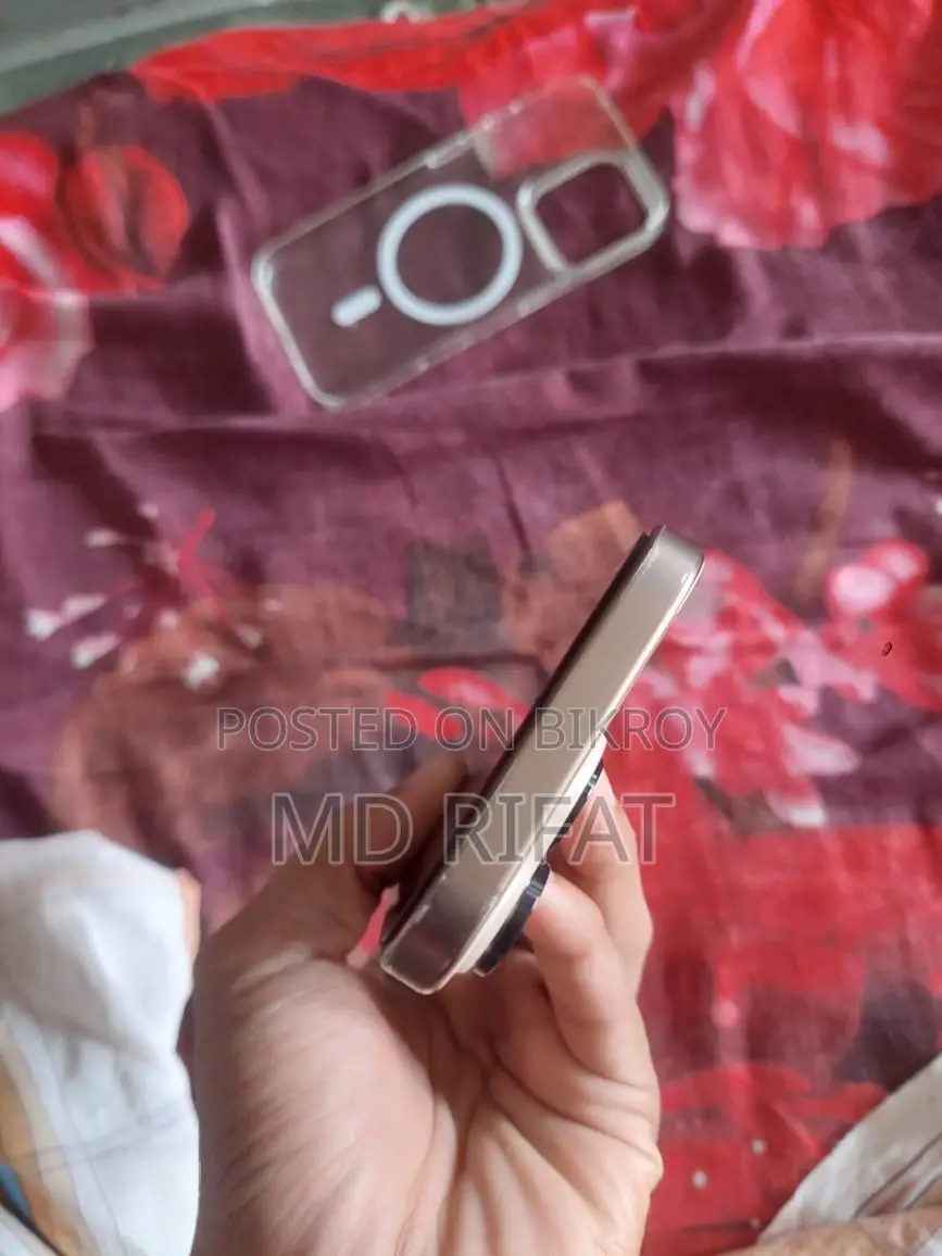 অ্যাপল আইফোন ১৬ প্রো ১২৮ জিবি রোজ গোল্ড