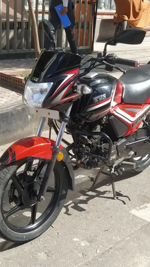 TVS Metro Plus 2022 Red