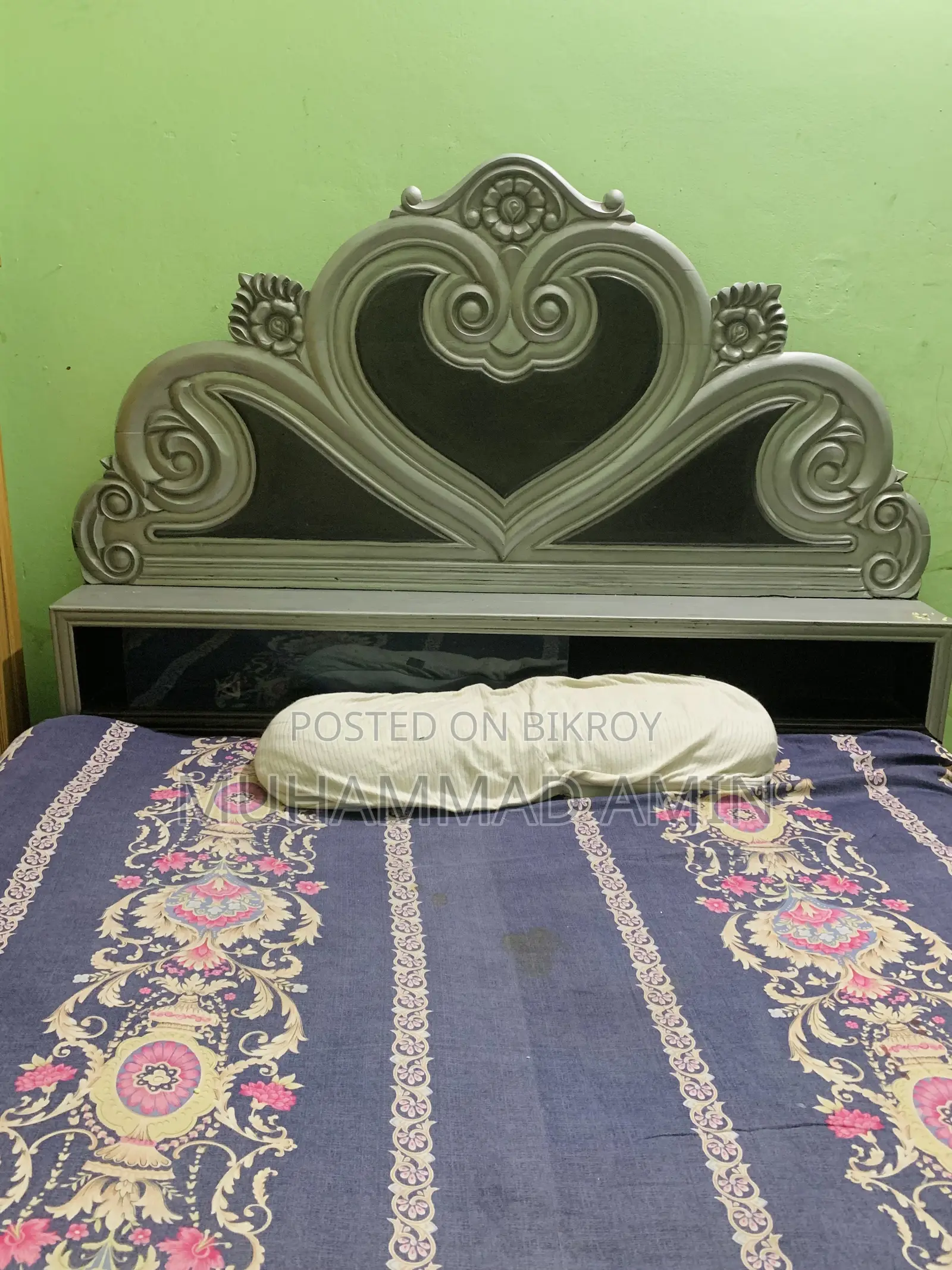 Sturdy Akashi Wood Bed