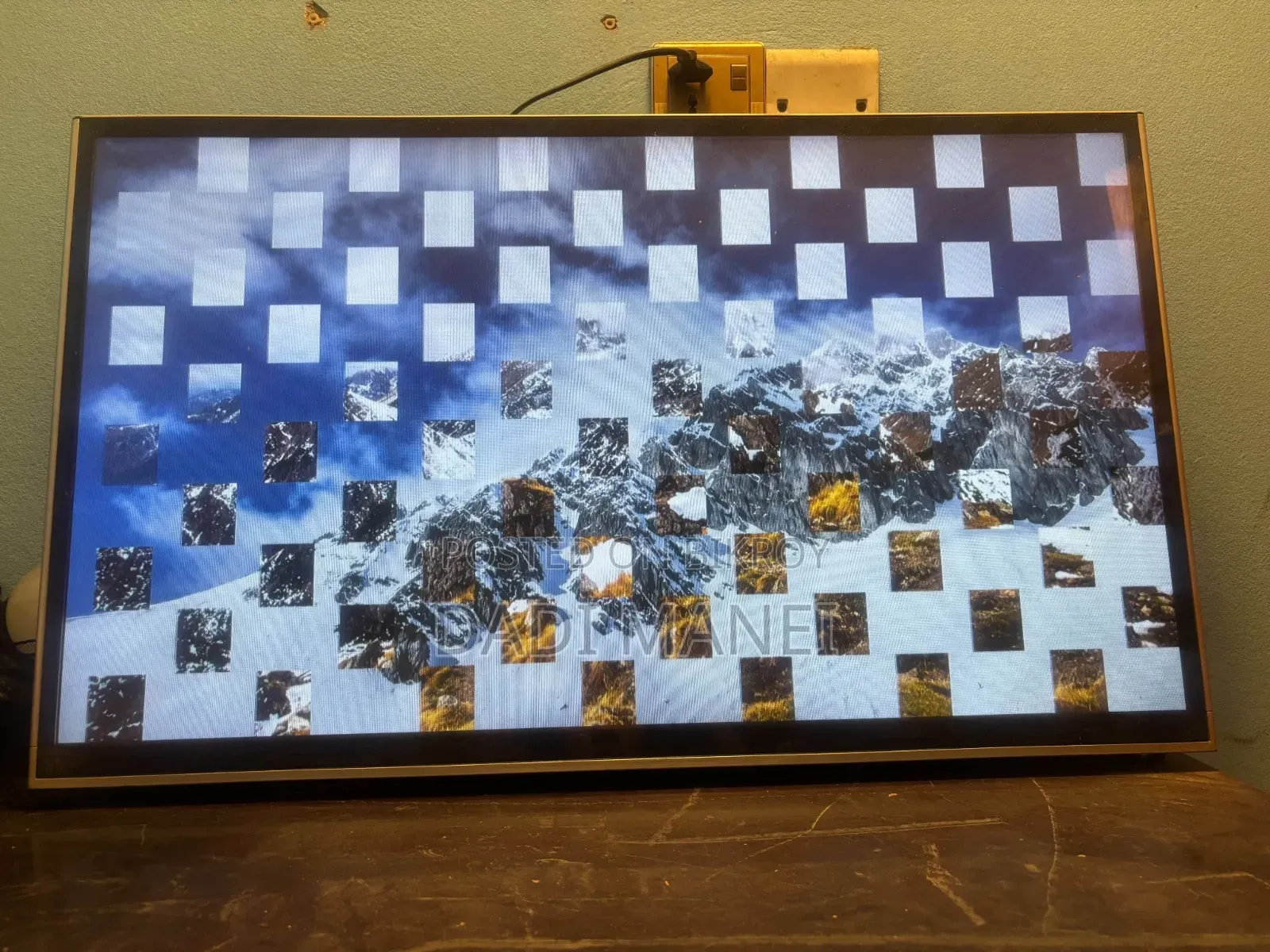 Wisdom Share Smart TV 32 inch