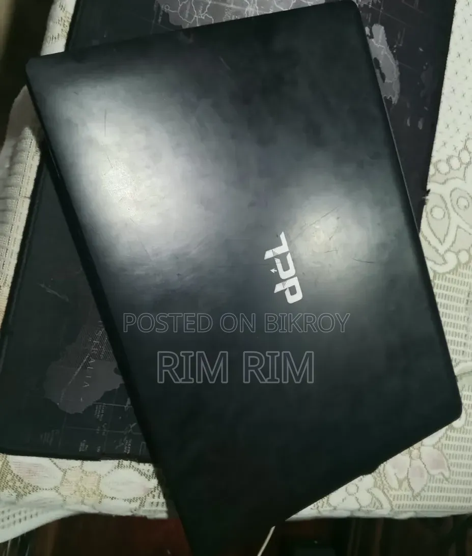 ল্যাপটপ ৪জিবি ইন্টেল কোর আই৩ এসএসডি ২৫৬জিবি