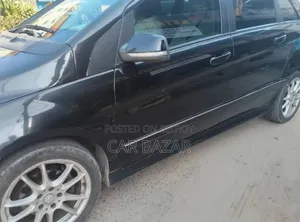 Mercedes-Benz B-Class B160 Petrol 2011 Black