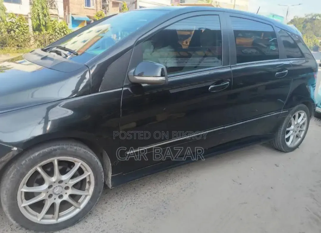 Mercedes-Benz B-Class B160 Petrol 2011 Black