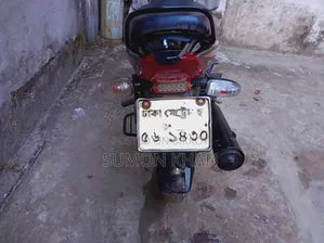 টিভিএস মেট্রো ২০১৮ ব্ল্যাক