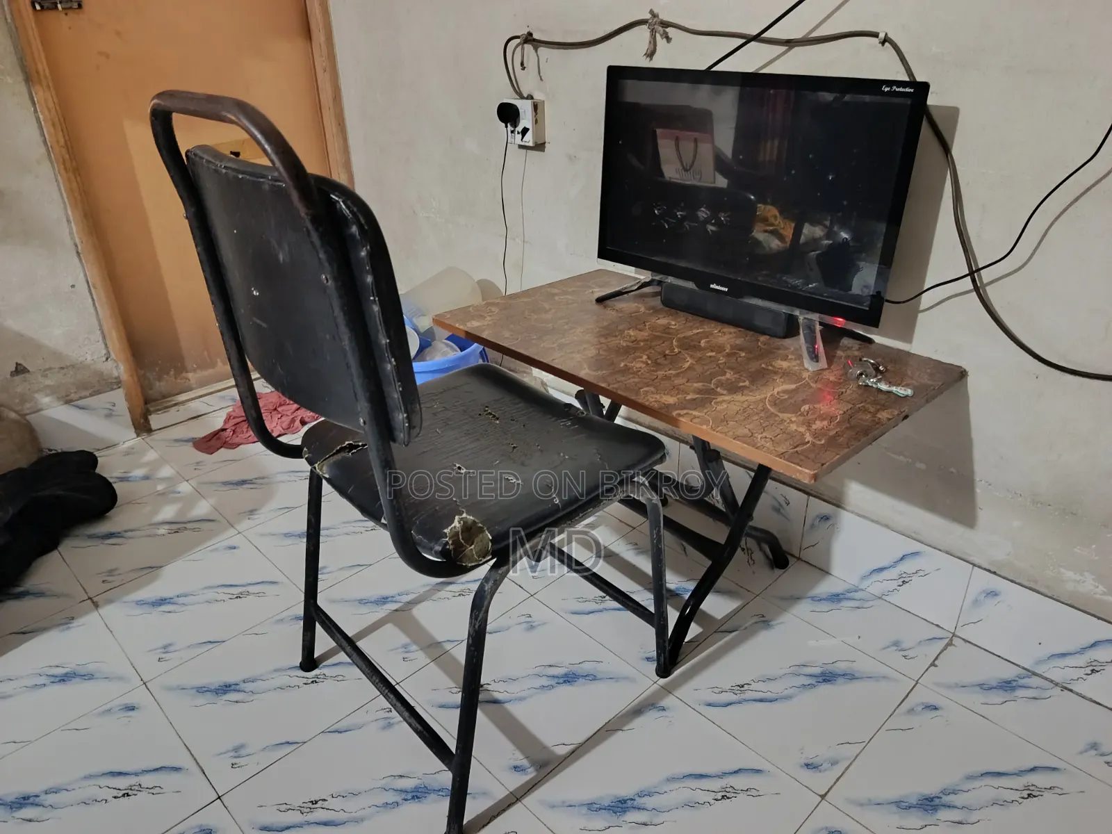 Chair Table Set for Urgent Sale