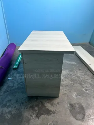 Cash Table or Reading Table