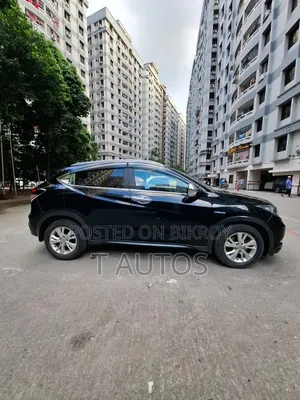 Honda Vezel 1.5 Hybrid 2WD 2014 Black