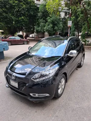Honda Vezel 1.5 Hybrid 2WD 2014 Black