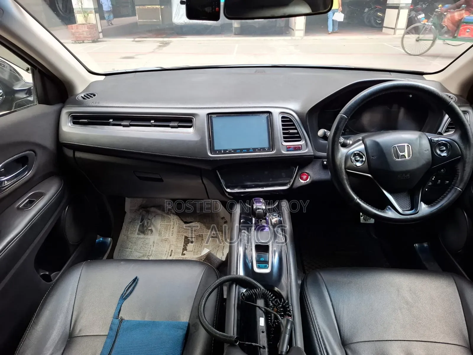 Honda Vezel 1.5 Hybrid 2WD 2014 Black
