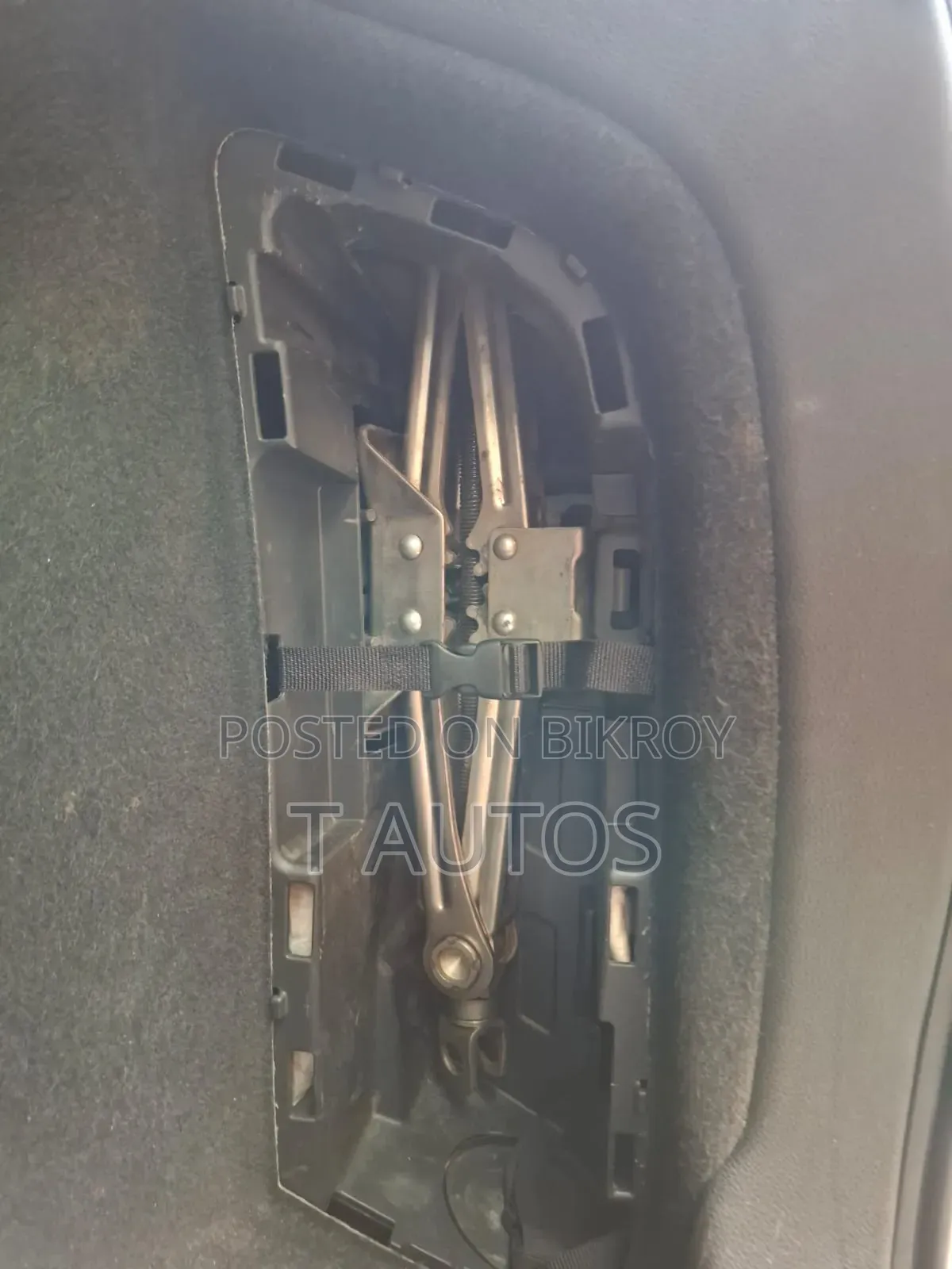 Honda Vezel 1.5 Hybrid 2WD 2014 Black