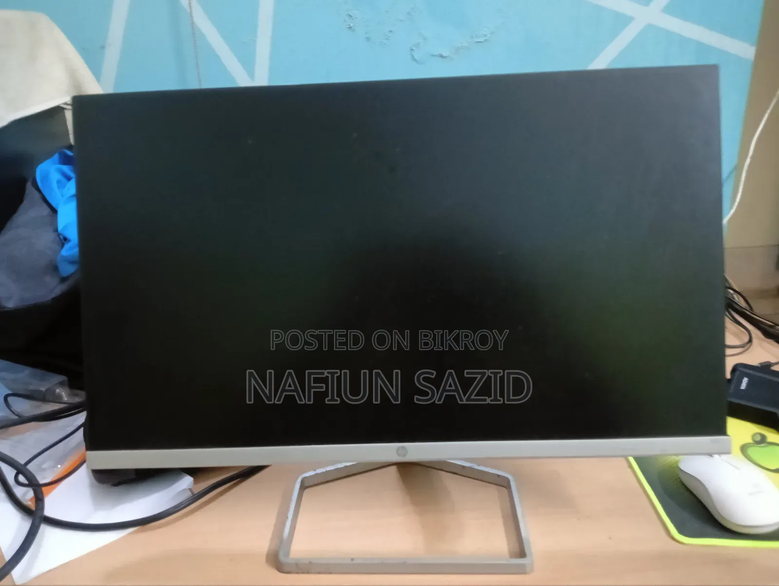 HP Monitor M22f