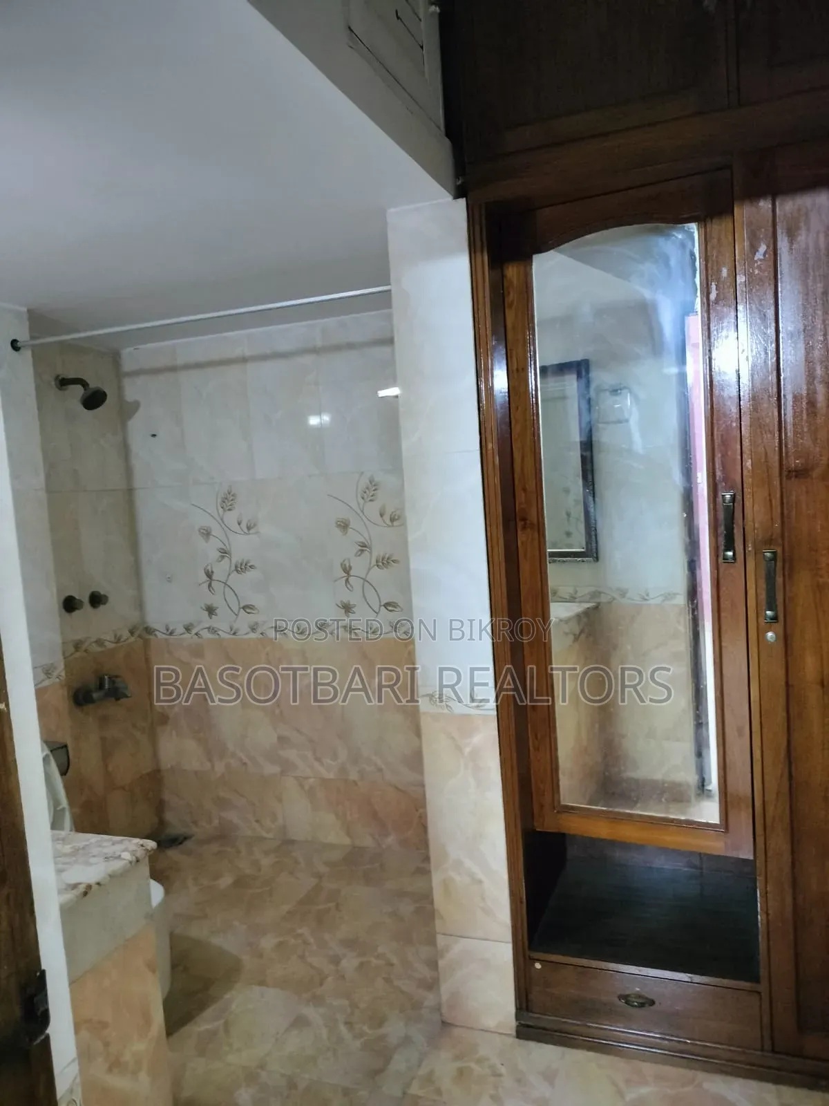 3 Bedroom Apartment in Shantinagar for sale