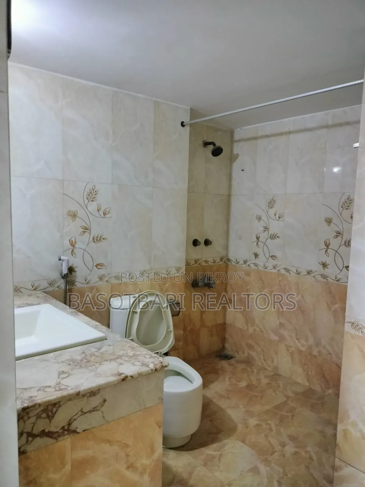 3 Bedroom Apartment in Shantinagar for sale