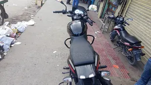 বাজাজ পালসার ১৫০ ২০১৮ ব্ল্যাক