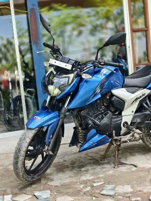 টিভিএস আপাচে ১৬০ ৪ভি ২০২৩ নীল