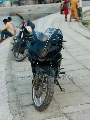 সুজুকি জিক্সার এসএফ ২০১৯ ব্ল্যাক