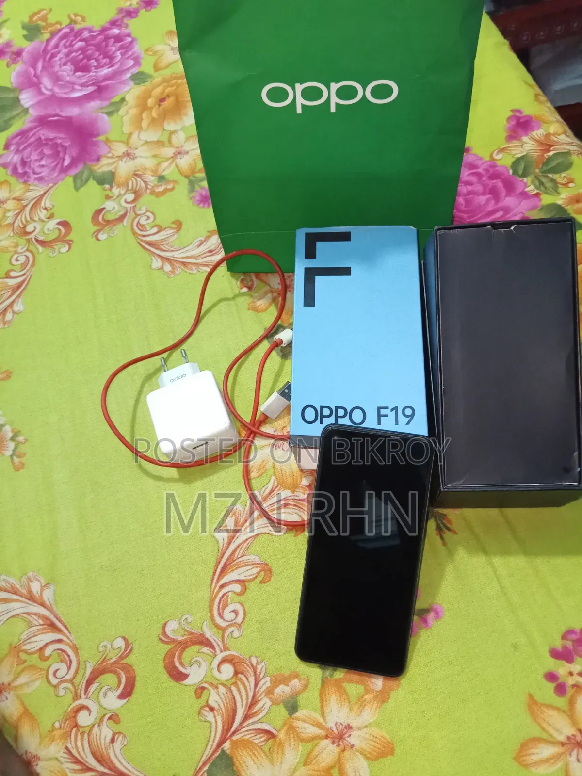 Oppo F1 16 GB