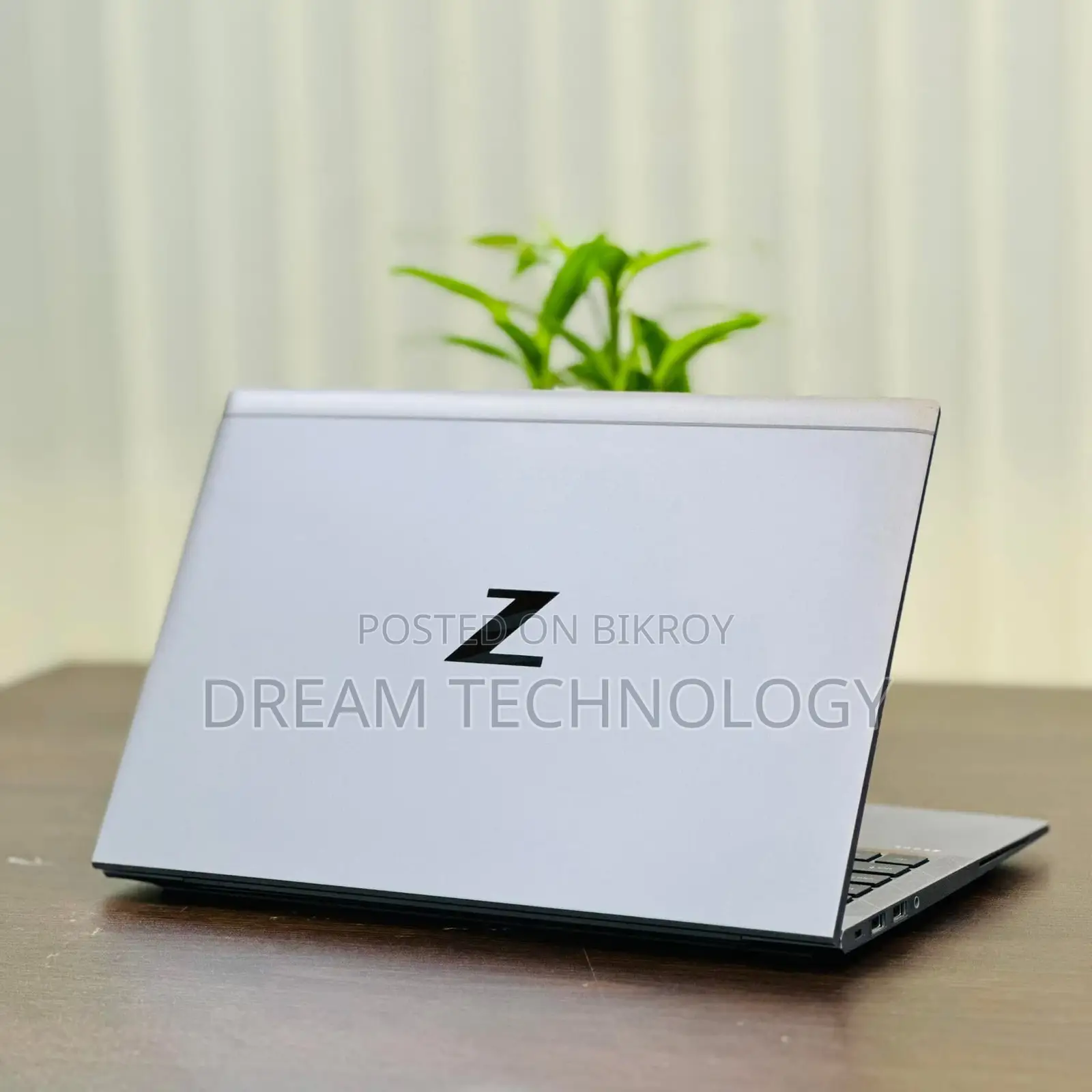 Laptop HP ZBook Firefly G8 32GB Intel Core i7 SSD 512GB