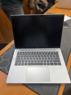 Laptop HP EliteBook 840 G10 16GB Intel Core i7 SSD 512GB
