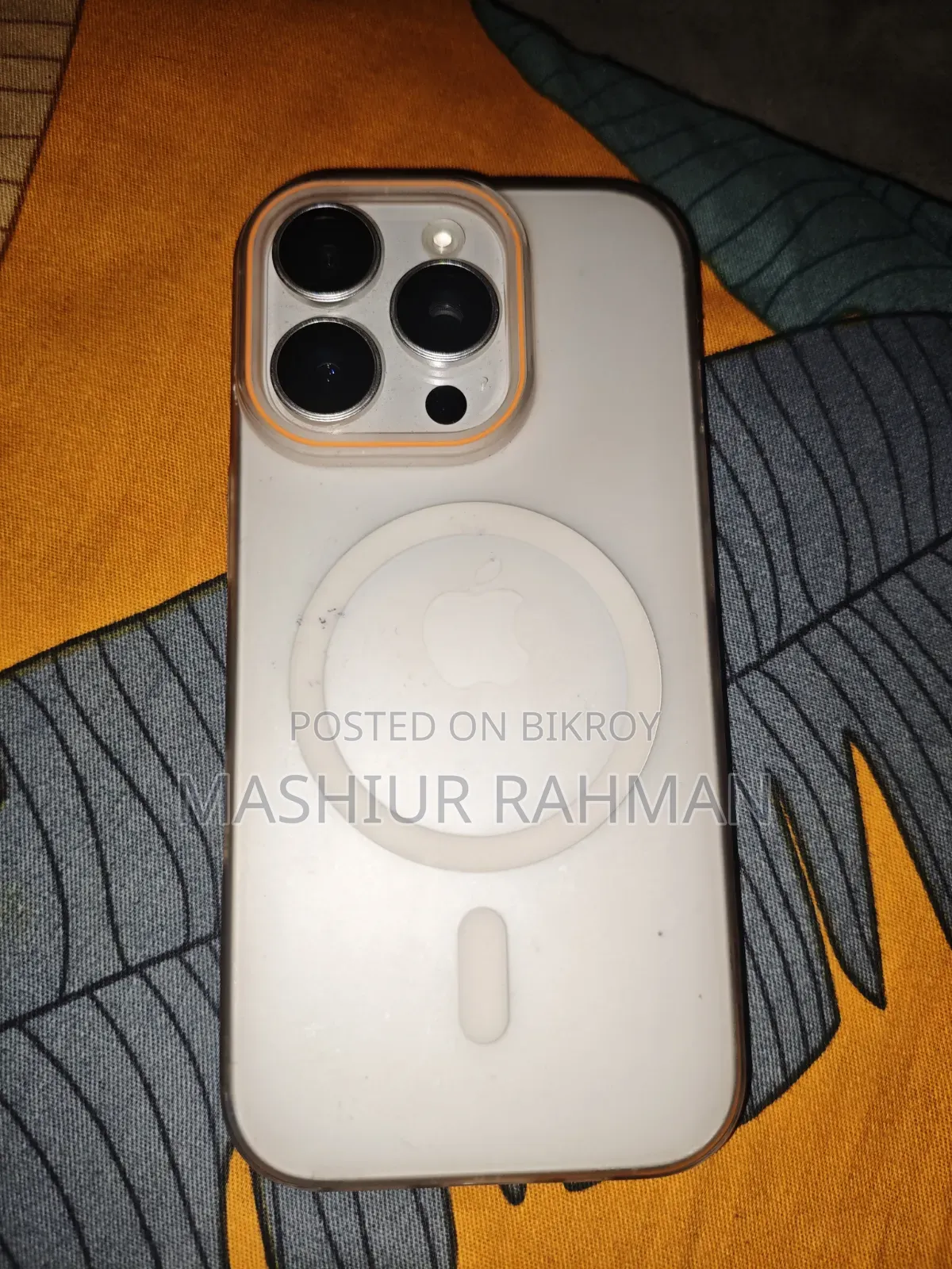 অ্যাপল আইফোন ১৬ প্রো ১২৮ জিবি হোয়াইট