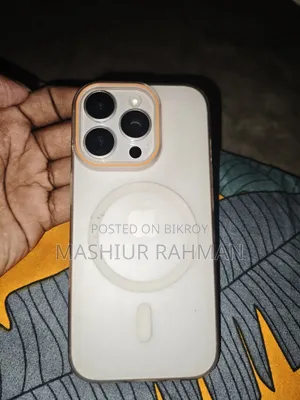 অ্যাপল আইফোন ১৬ প্রো ১২৮ জিবি হোয়াইট