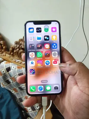 অ্যাপল আইফোন এক্সএস ৬৪ জিবি গোল্ড
