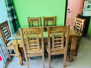 ডাইনিং টেবিল বিক্রি