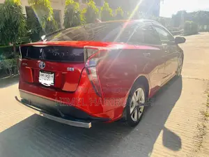 Toyota Prius Four Touring 2018 Red