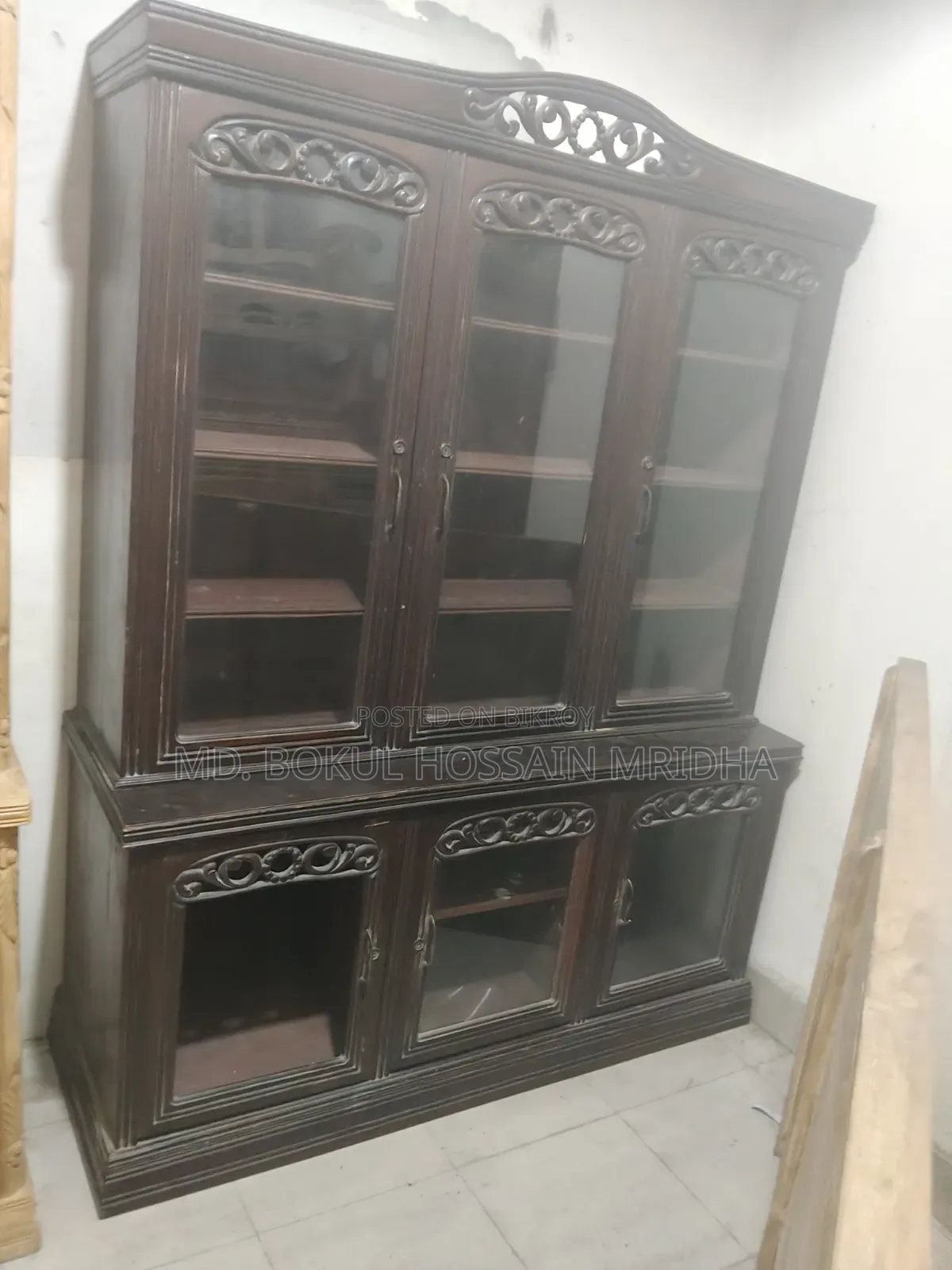 শো কেস ইউজড গামারি উড