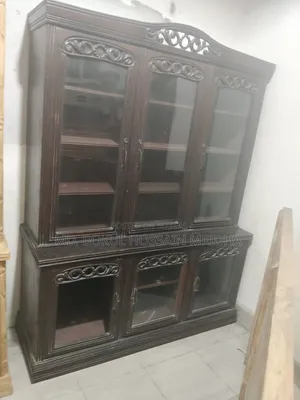 শো কেস ইউজড গামারি উড