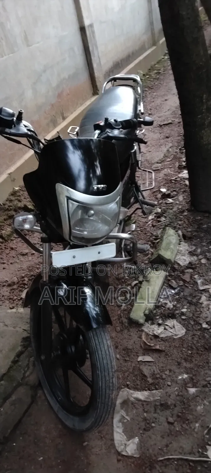 TVS Radeon 2024 Black