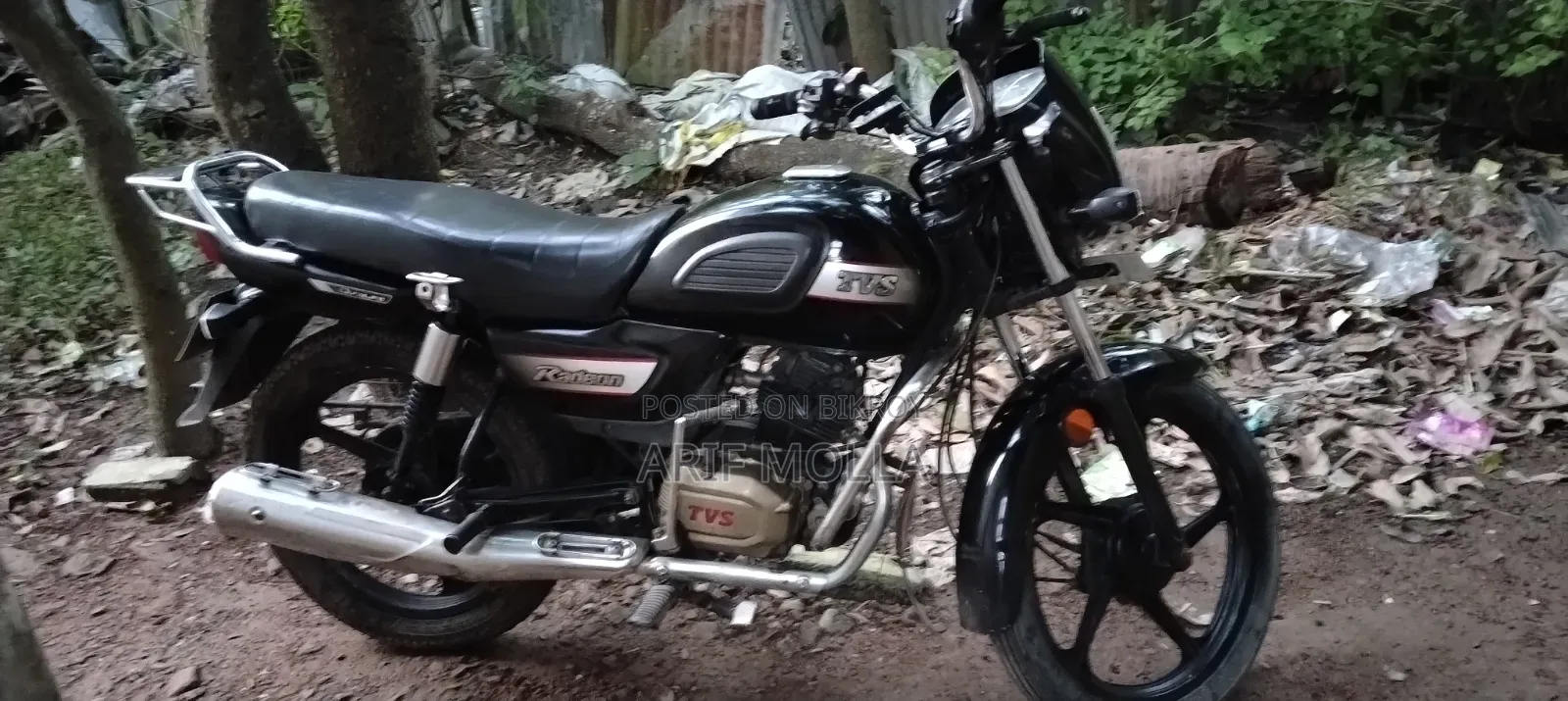 TVS Radeon 2024 Black