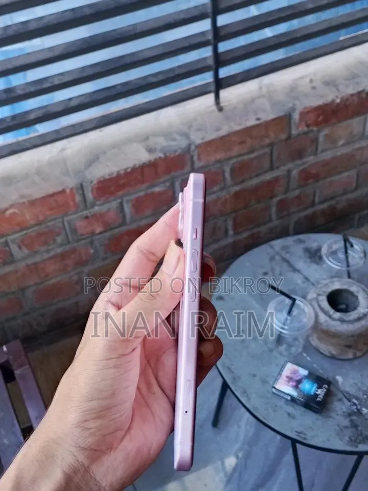 Apple iPhone 15 128 GB Pink