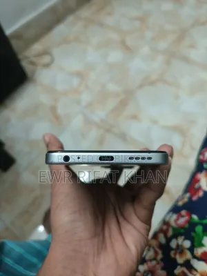 ইনফিনিক্স স্মার্ট ৯ ৬৪ জিবি সিলভার