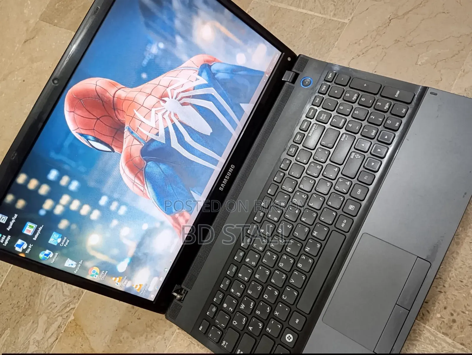 Laptop Samsung NP300E5A 8GB Intel Core i5 HDD 500GB