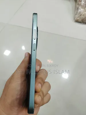রিয়েলমি ১২ ২৫৬ জিবি গ্রিন