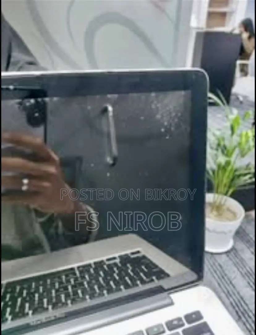ল্যাপটপ অ্যাপল ম্যাকবুক ২০১২ ৮জিবি এইচডিডি ৫০০জিবি