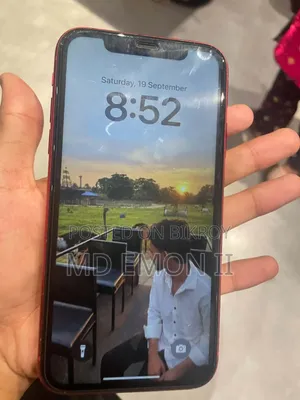 অ্যাপল আইফোন ১১ ৬৪ জিবি রেড