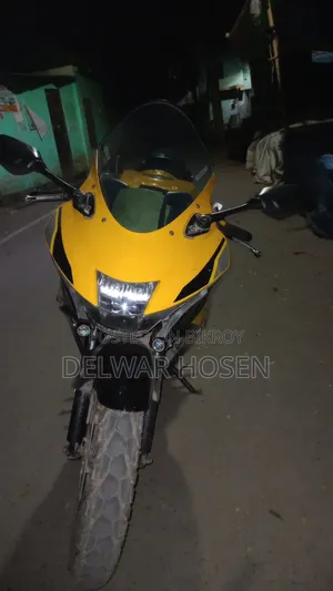 Suzuki GSX-R150 2022 Yellow