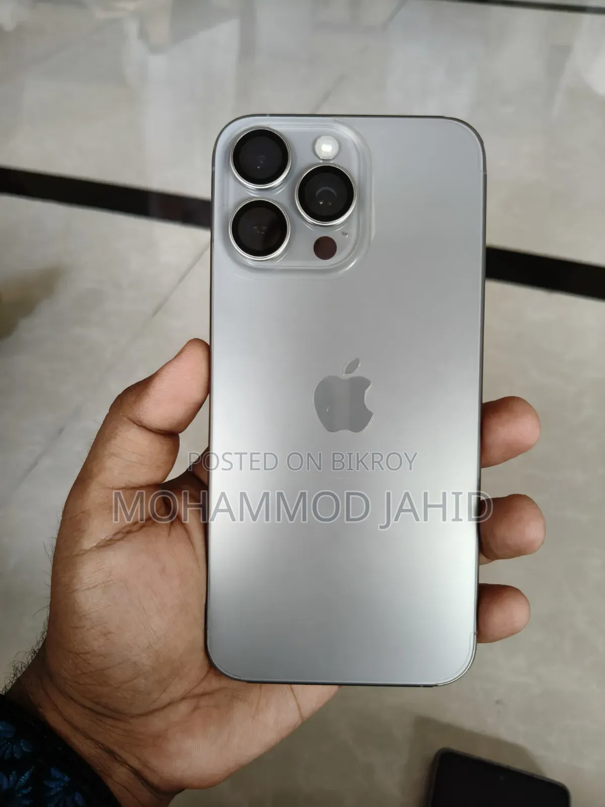 iPhone 15 Pro Max