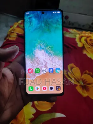 ভিভো ওয়াই৩০০ প্লাস ১২৮ জিবি ব্ল্যাক