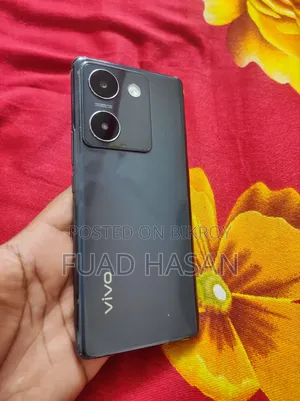 ভিভো ওয়াই৩০০ প্লাস ১২৮ জিবি ব্ল্যাক