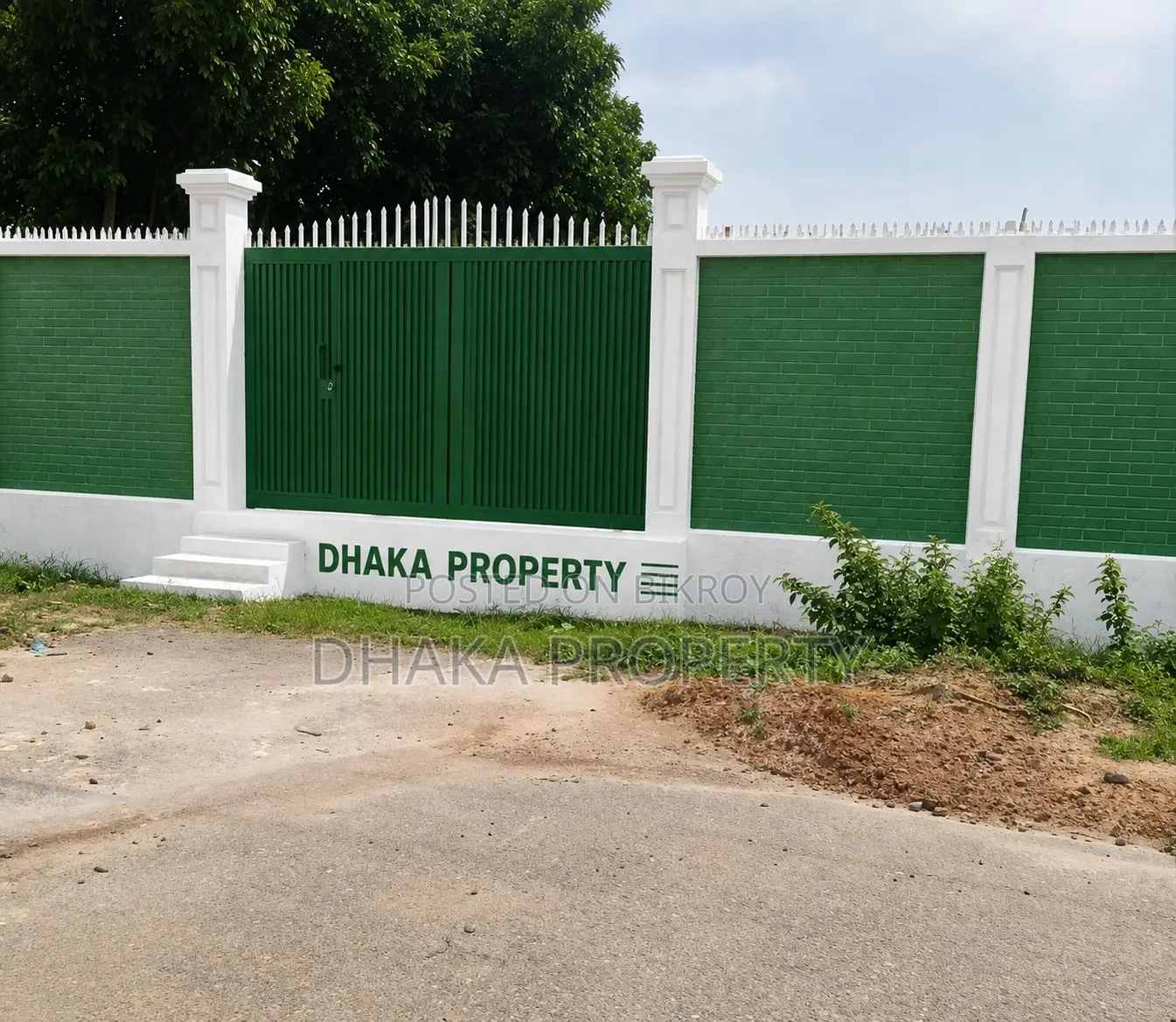 সেক্টর-২৩ এ হ্রদের কাছে ৫ কাঠার উত্তরমুখী জমি
