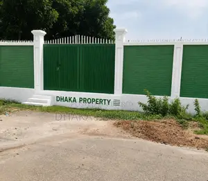 সেক্টর-২৩ এ হ্রদের কাছে ৫ কাঠার উত্তরমুখী জমি