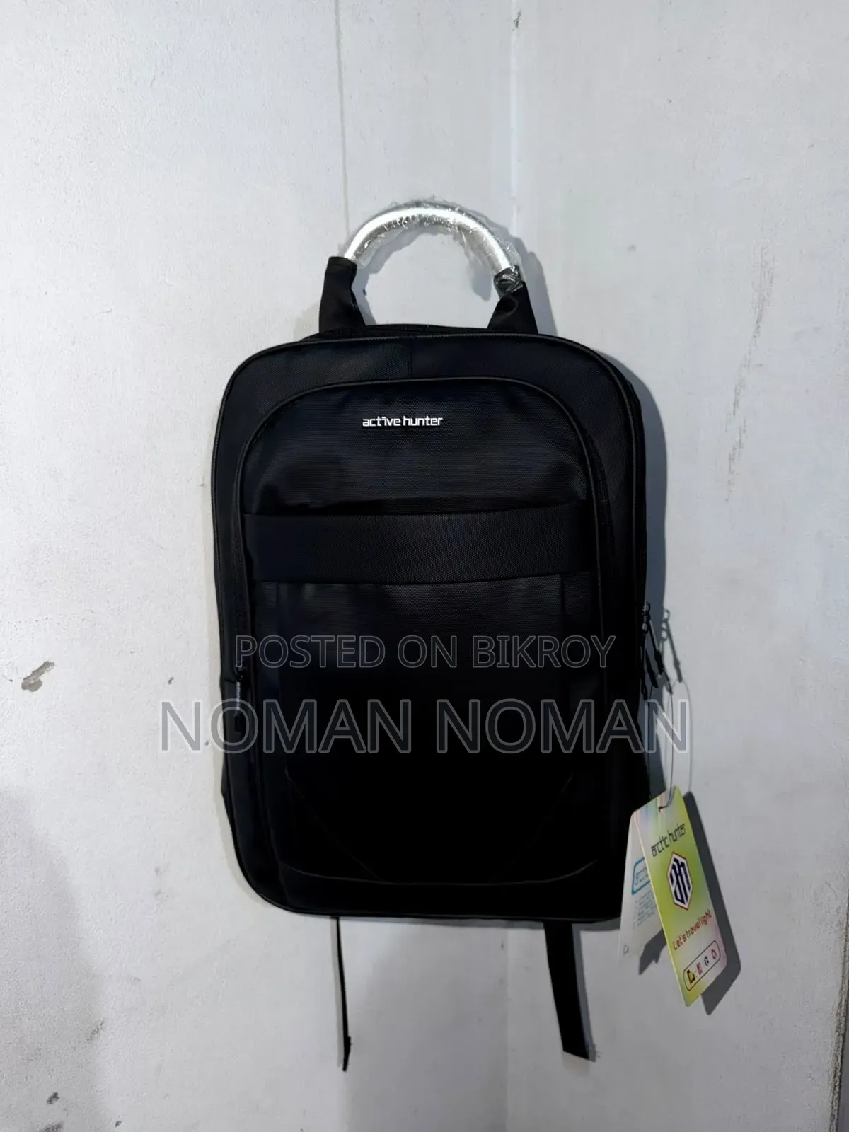 Buy bags at wholesale price